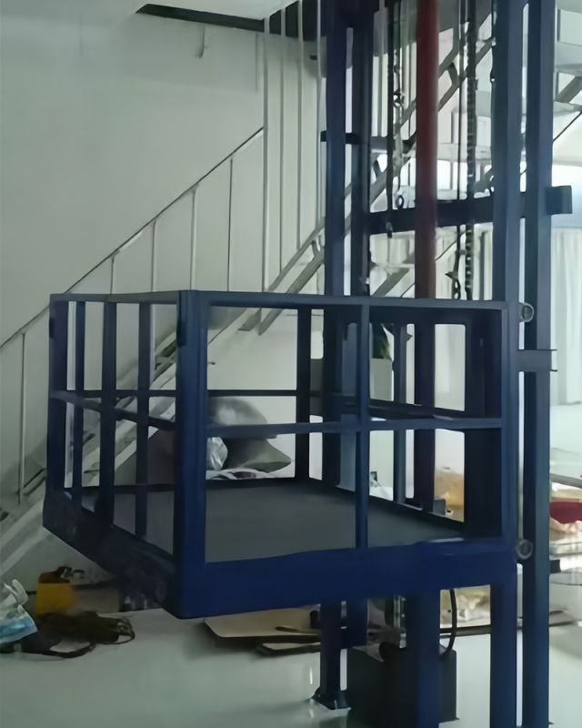 單軌貨梯